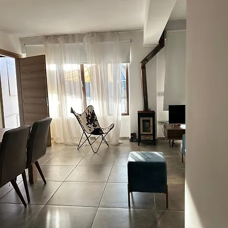 Apartman Arsenia D - *